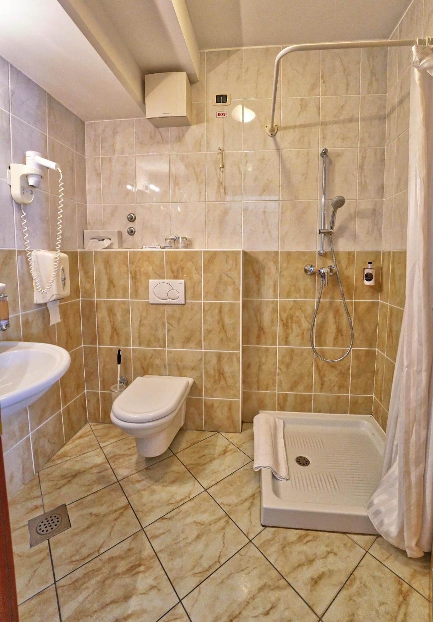 Hotel Krek Superior Lesce  Exterior foto