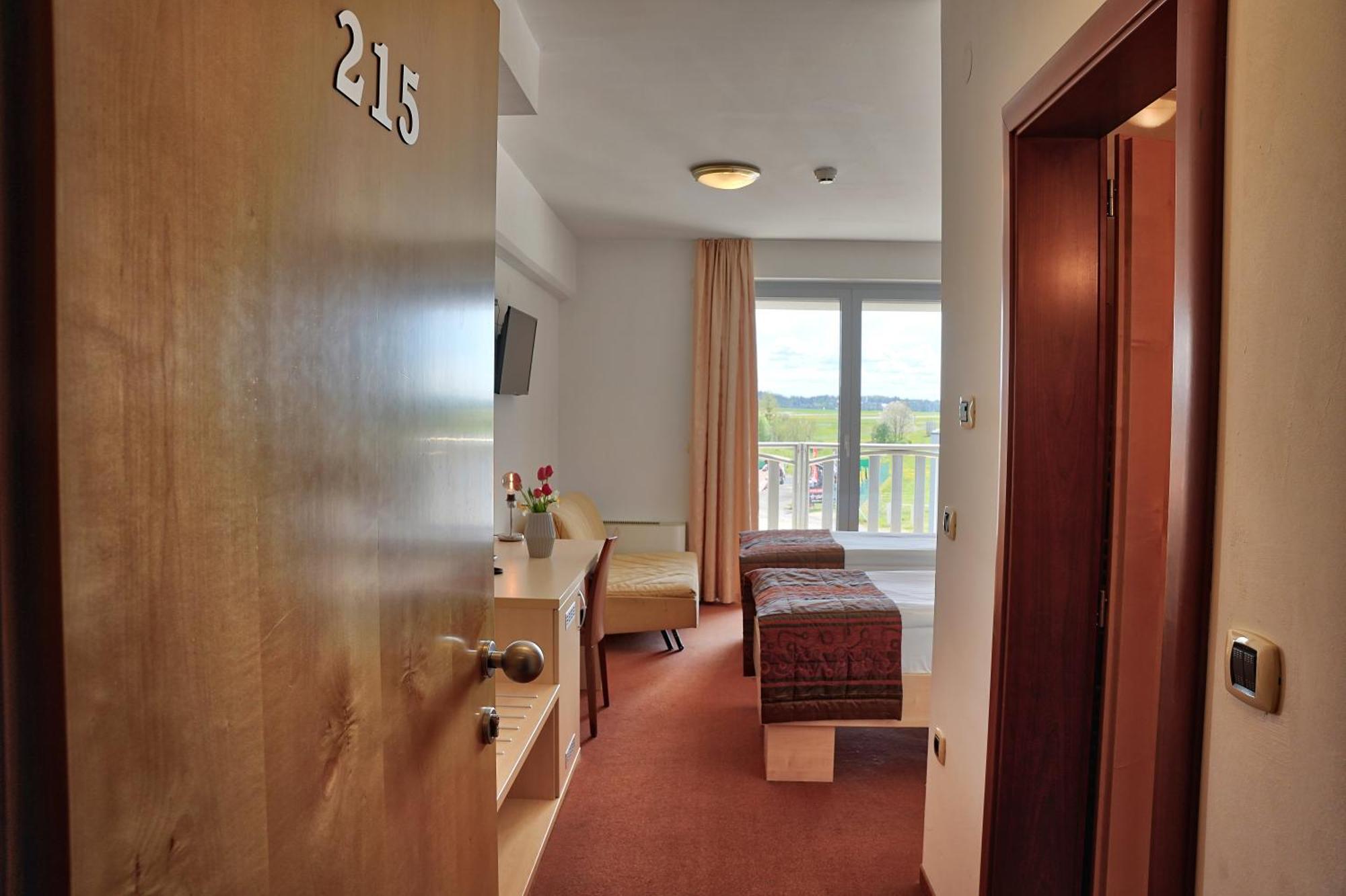 Hotel Krek Superior Lesce  Exterior foto
